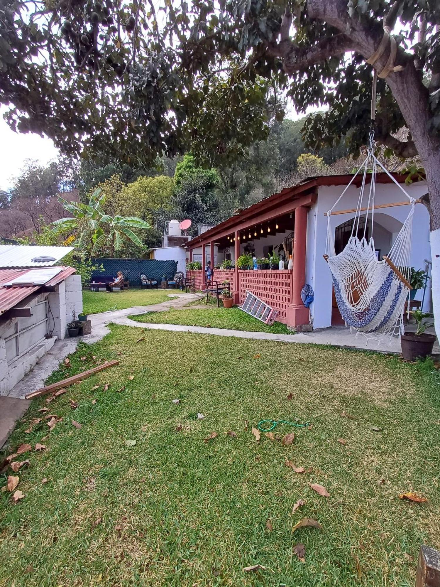 Esperanza *